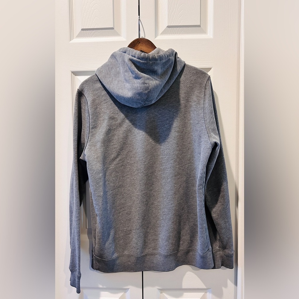 Hollister Gray Graphic Hoodie Sweatshirt | Medium - Picture 3 of 4